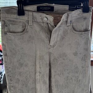 Liverpool Los Angeles Gray Tonal Floral Denim Jeans